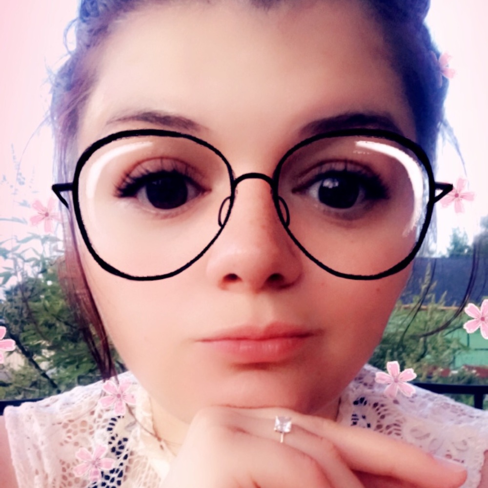 Meet your Posher, Tiffany